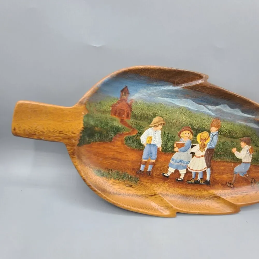 Monkey Pod Wood Hand Painted Country Leaf Platter Philippines Signed Cher 16